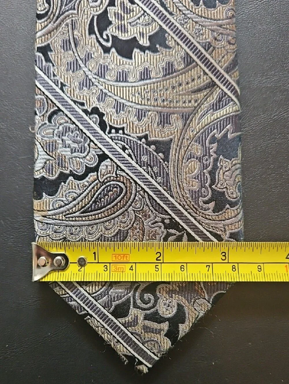 Pronto Uomo Paisley Silk Tie in Black and Gray